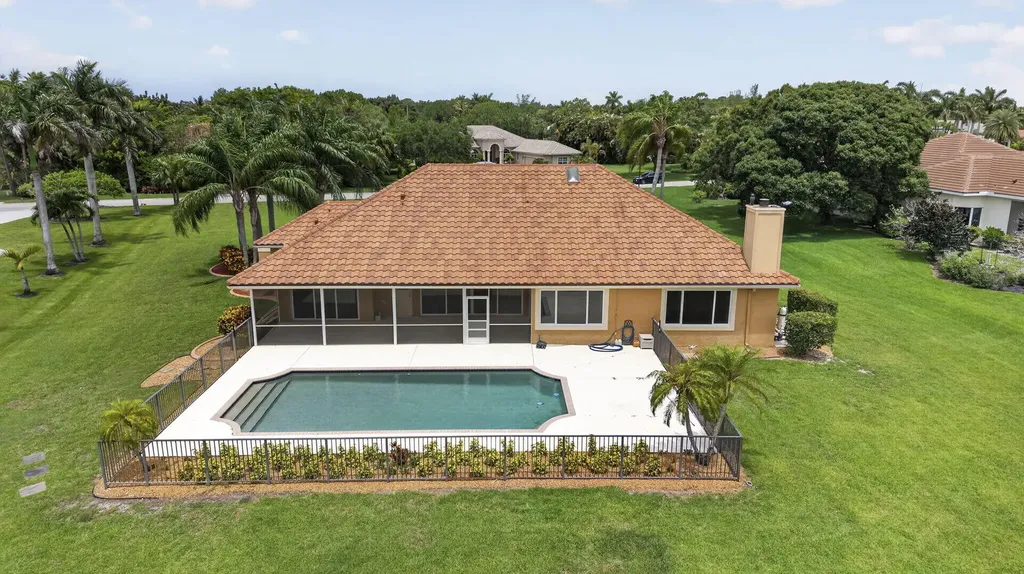 8030 Woodsmuir Drive Palm Beach Gardens FL 33412