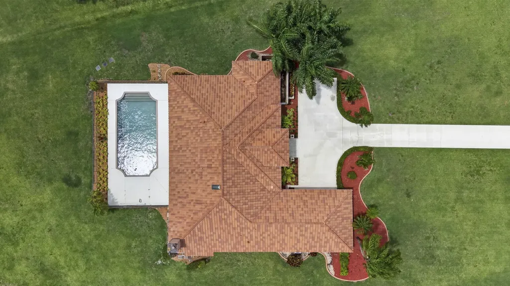 8030 Woodsmuir Drive Palm Beach Gardens FL 33412