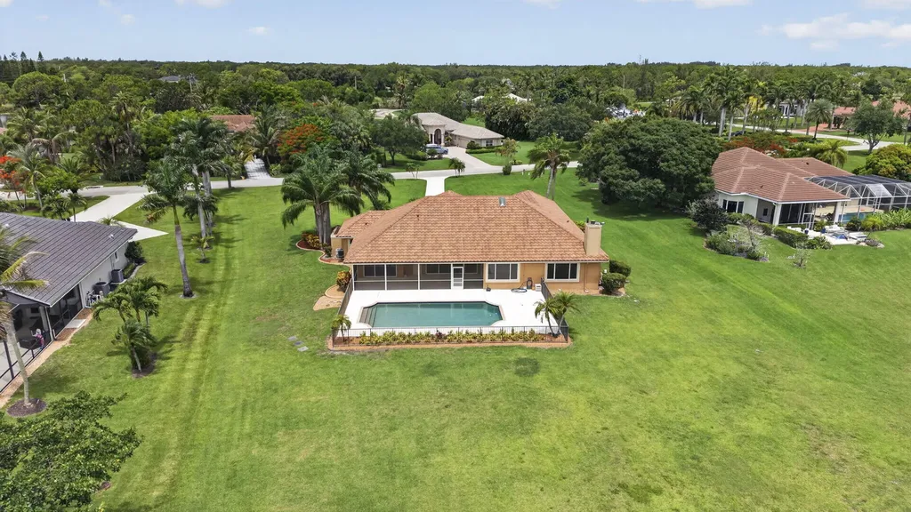 8030 Woodsmuir Drive Palm Beach Gardens FL 33412