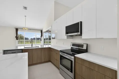 8030 Woodsmuir Drive Palm Beach Gardens FL 33412