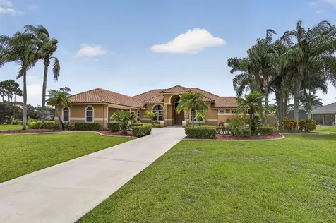 8030 Woodsmuir Drive Palm Beach Gardens FL 33412