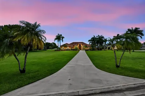 8030 Woodsmuir Drive Palm Beach Gardens FL 33412