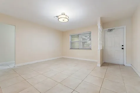 678 Riverside Drive Palm Beach Gardens FL 33410