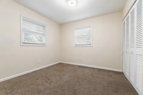 678 Riverside Drive Palm Beach Gardens FL 33410