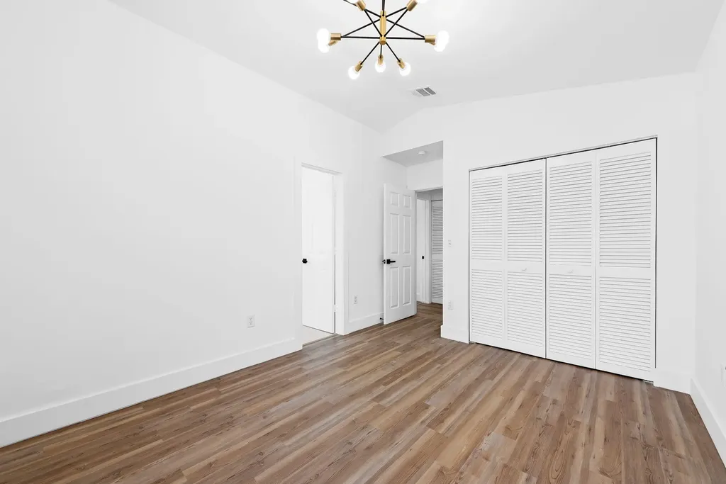 1551 Seagrape Way Hollywood FL 33019