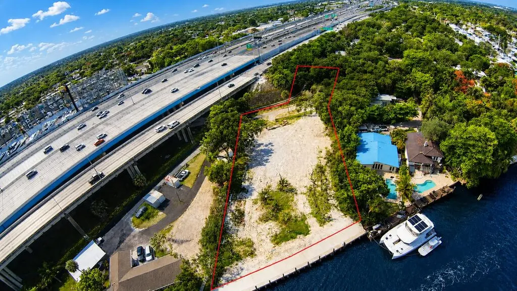 2060 SW 16th Court Fort Lauderdale FL 33312