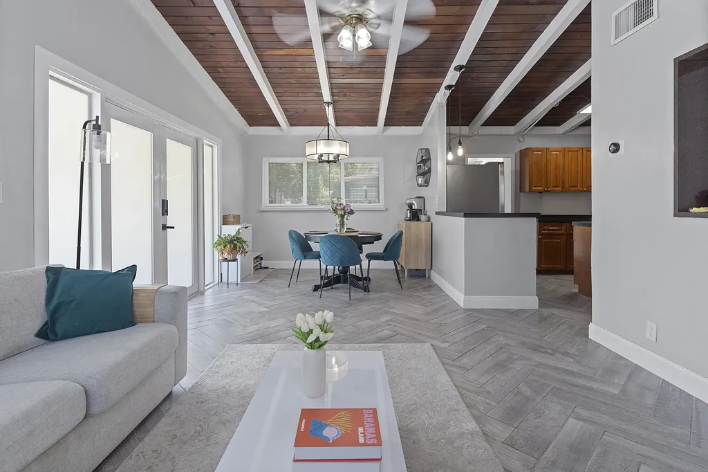 2807 SW 14th Fort Lauderdale FL 33312