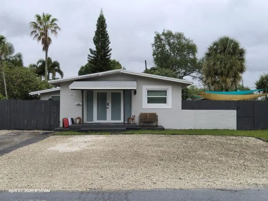 2807 SW 14th Fort Lauderdale FL 33312