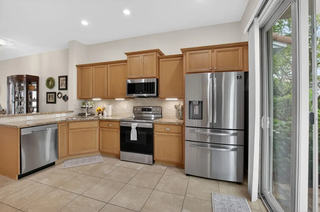 485 Graham Place Boynton Beach FL 33435