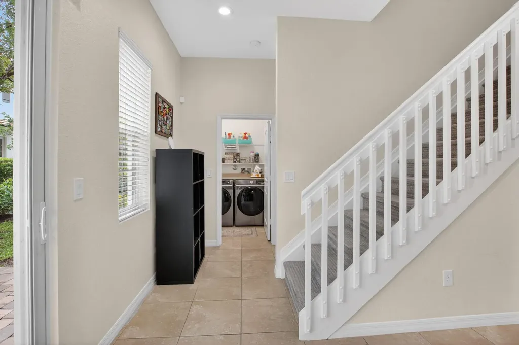485 Graham Place Boynton Beach FL 33435