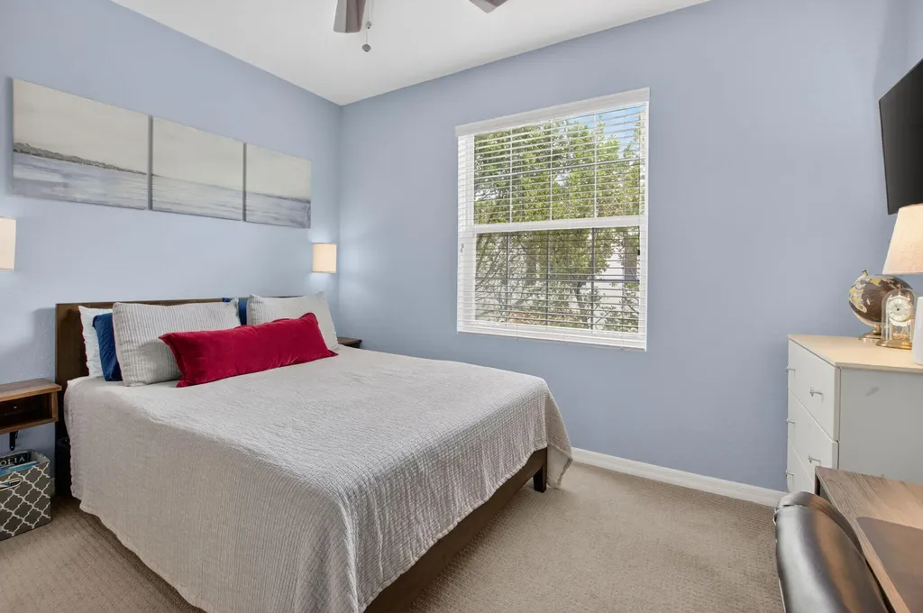 485 Graham Place Boynton Beach FL 33435