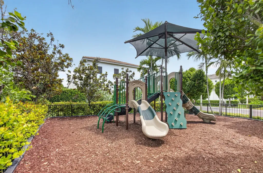 485 Graham Place Boynton Beach FL 33435