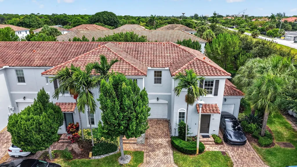 485 Graham Place Boynton Beach FL 33435