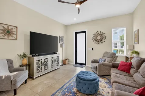 485 Graham Place Boynton Beach FL 33435