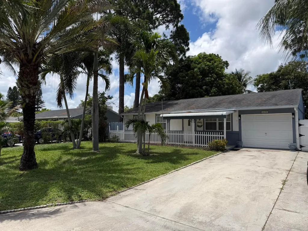 4655 Appaloosa Street West Palm Beach FL 33417
