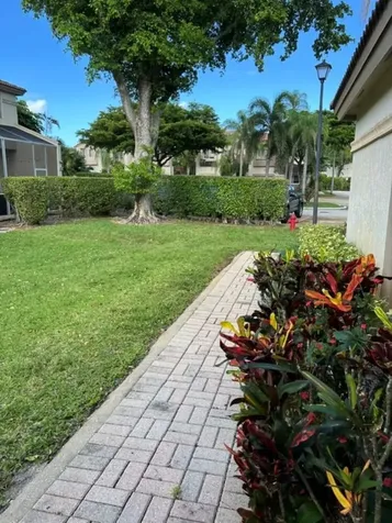 6754 Via Regina Boca Raton FL 33433
