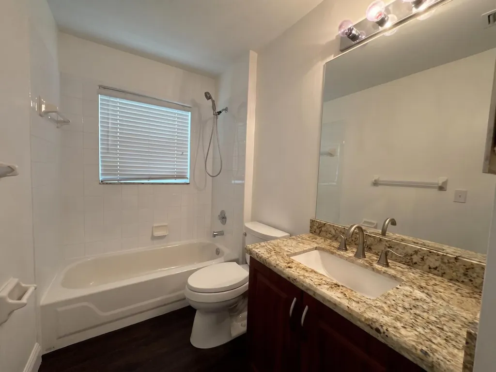 5313 NW 118th Avenue Coral Springs FL 33076