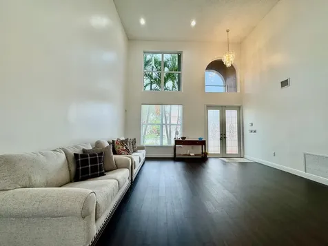 5313 NW 118th Avenue Coral Springs FL 33076