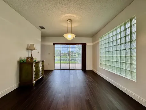 5313 NW 118th Avenue Coral Springs FL 33076