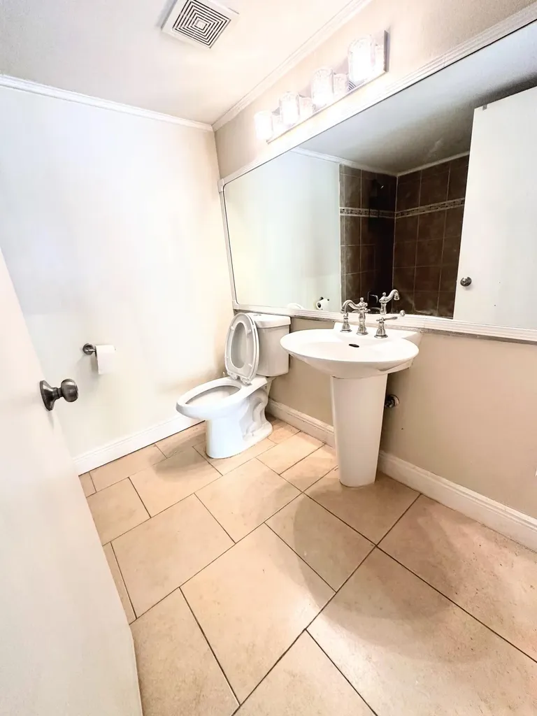 430 NW 214th Street Miami Gardens FL 33169