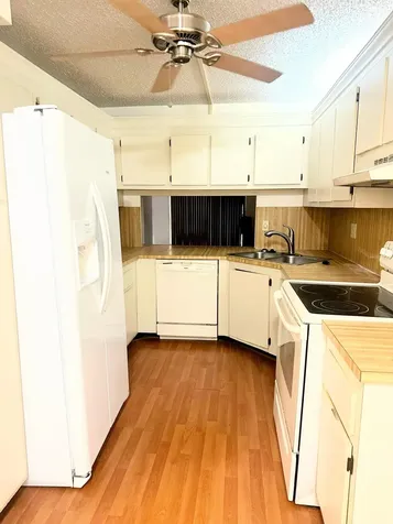 430 NW 214th Street Miami Gardens FL 33169