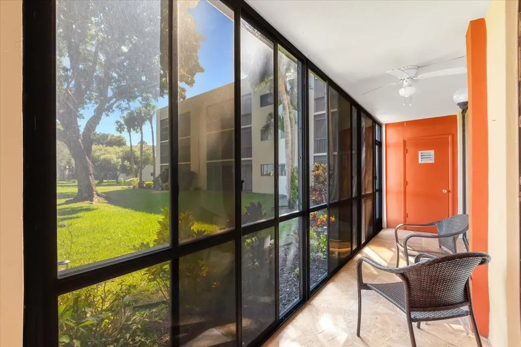 5190 Las Verdes Circle Delray Beach FL 33484