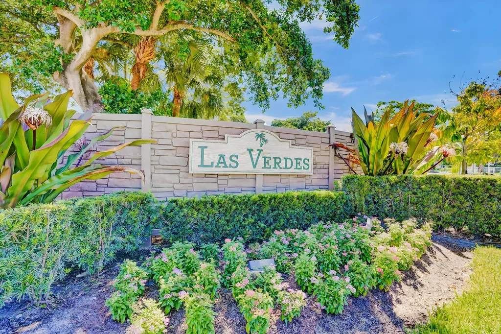 5190 Las Verdes Circle Delray Beach FL 33484