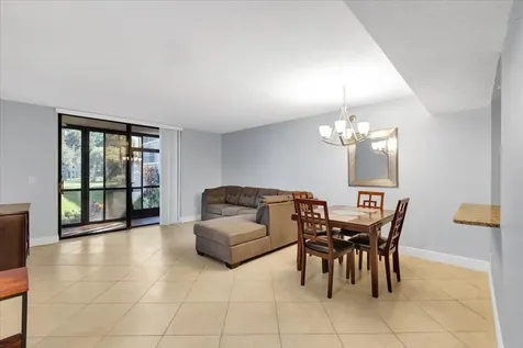 5190 Las Verdes Circle Delray Beach FL 33484