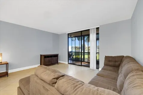 5190 Las Verdes Circle Delray Beach FL 33484