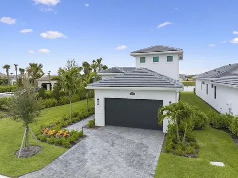 12442 SW Lunata Way Port St Lucie FL 34987