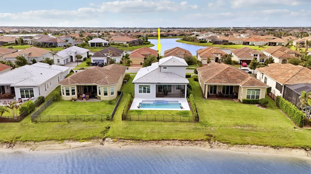 8852 SW Montova Way Port St Lucie FL 34987