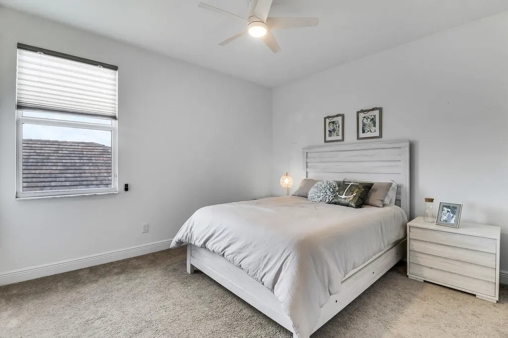 8852 SW Montova Way Port St Lucie FL 34987