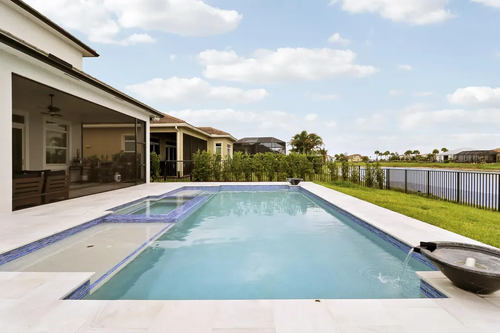 8852 SW Montova Way Port St Lucie FL 34987