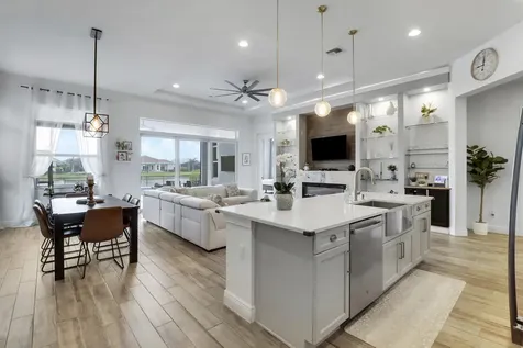 8852 SW Montova Way Port St Lucie FL 34987