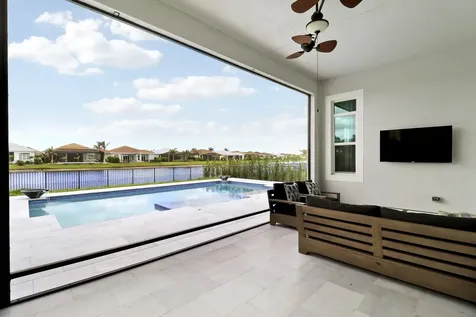 8852 SW Montova Way Port St Lucie FL 34987