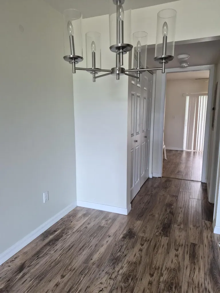27 Easthampton B West Palm Beach FL 33417