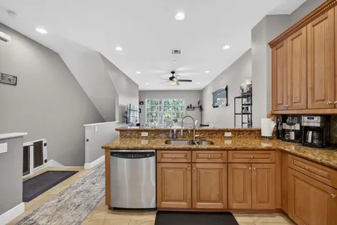 4710 E Artesa Way Way E Palm Beach Gardens FL 33418