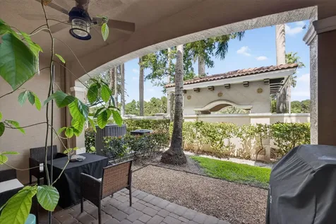 4710 E Artesa Way Way E Palm Beach Gardens FL 33418