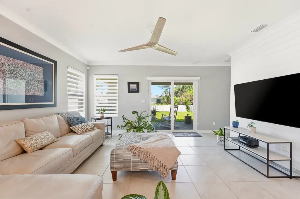 3899 SE Lee Street Stuart FL 34997