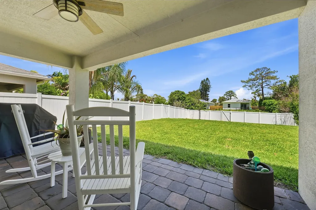 3899 SE Lee Street Stuart FL 34997
