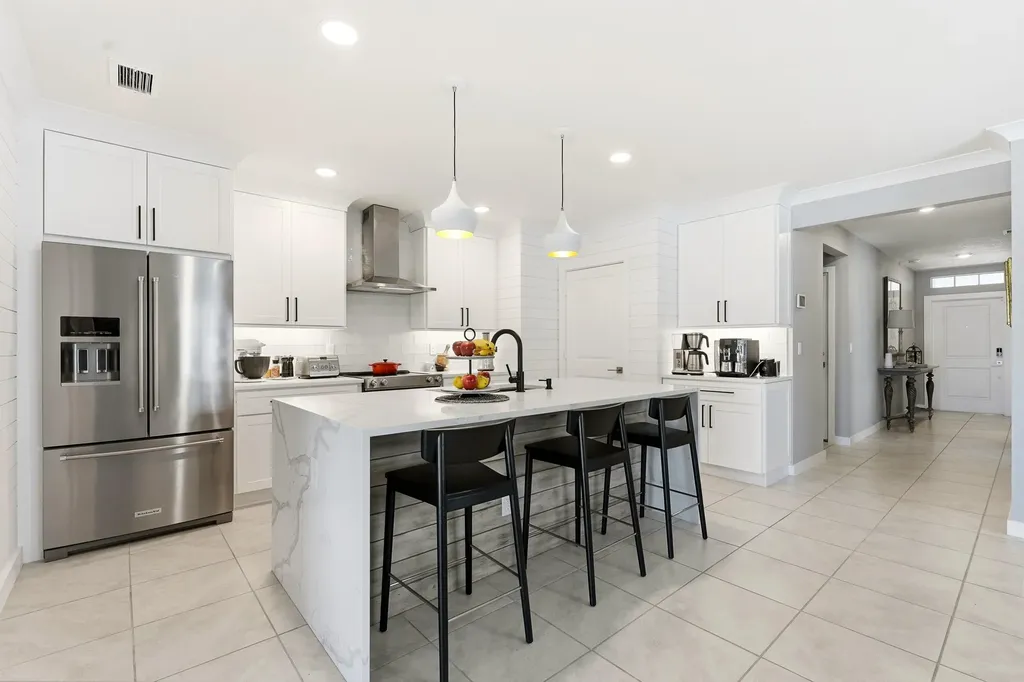 3899 SE Lee Street Stuart FL 34997
