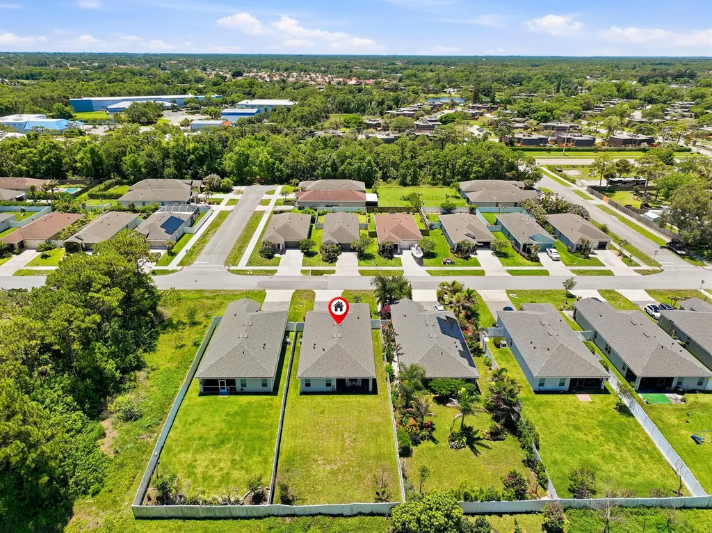 3899 SE Lee Street Stuart FL 34997