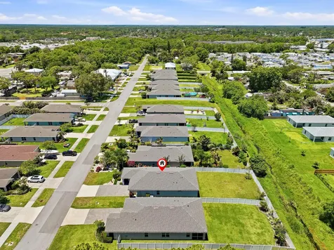 3899 SE Lee Street Stuart FL 34997