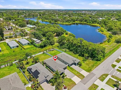 3899 SE Lee Street Stuart FL 34997