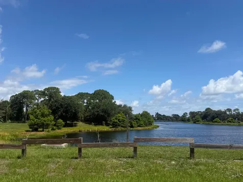 3899 SE Lee Street Stuart FL 34997