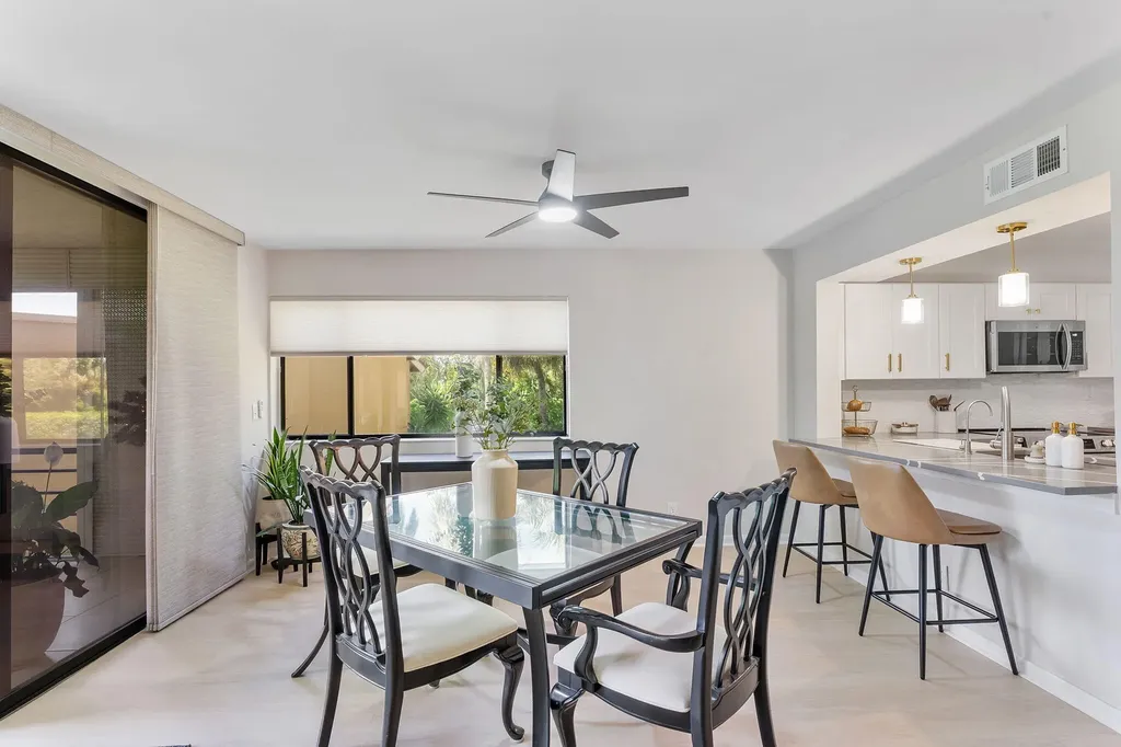 11230 Green Lake Drive Boynton Beach FL 33437
