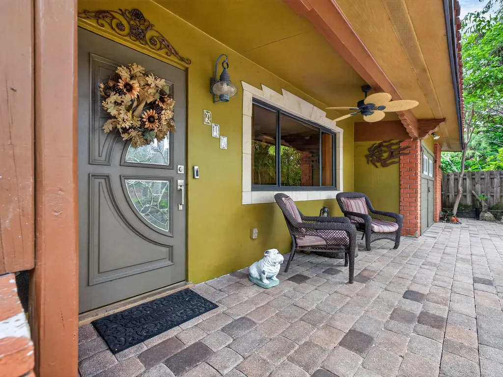 949 NE 25th Avenue Pompano Beach FL 33062