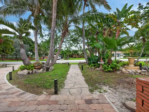 949 NE 25th Avenue Pompano Beach FL 33062
