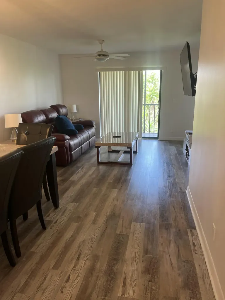 7281 Golf Colony Court Lake Worth FL 33467
