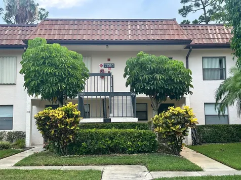 7281 Golf Colony Court Lake Worth FL 33467